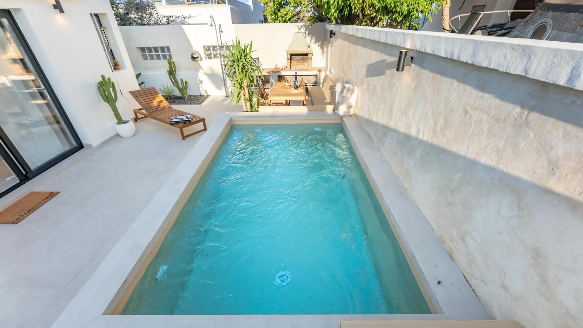 Apartment Urban Chill Private Pool Corralejo By Holidays Home