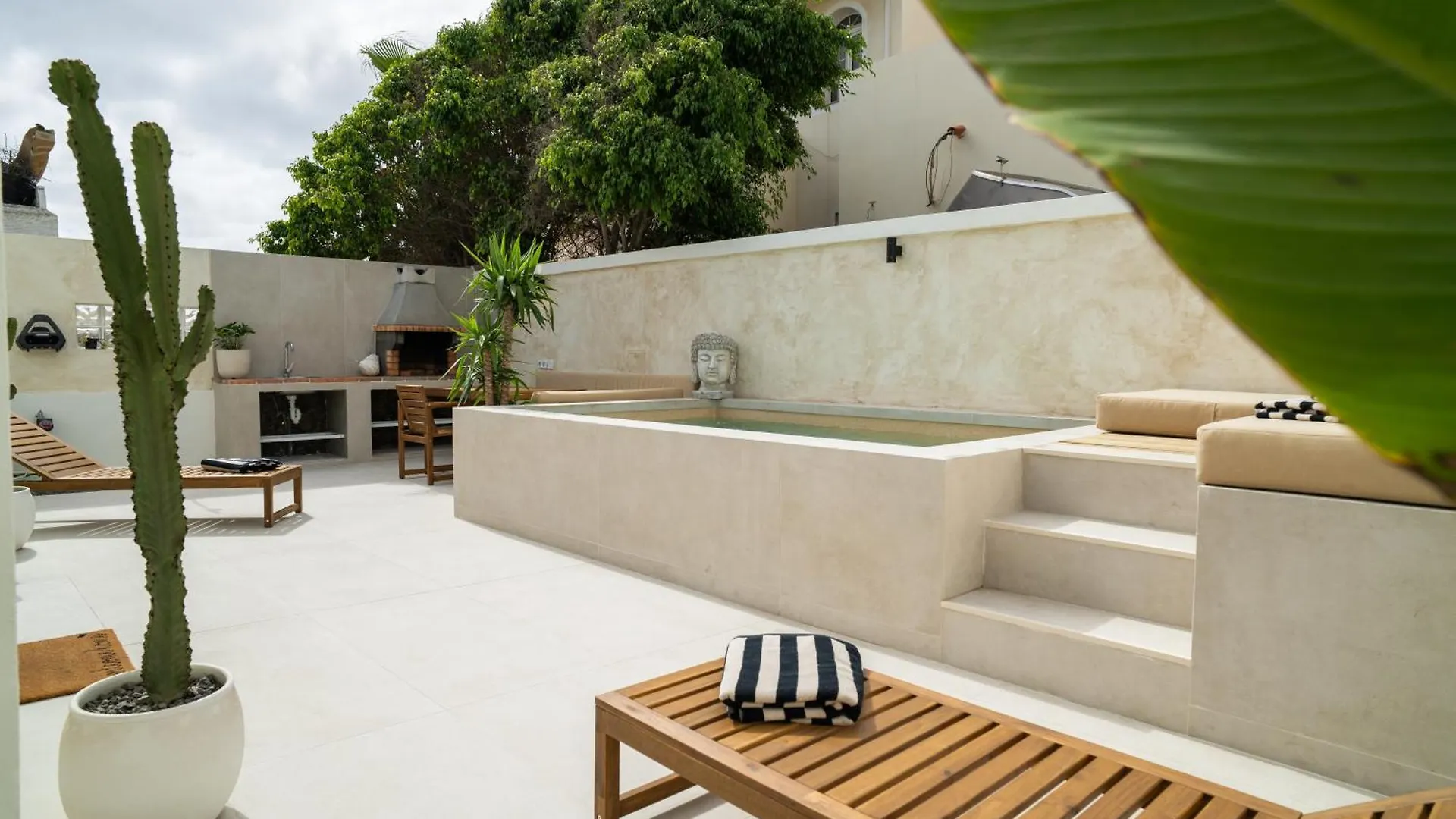 Apartment Urban Chill Private Pool Corralejo By Holidays Home
