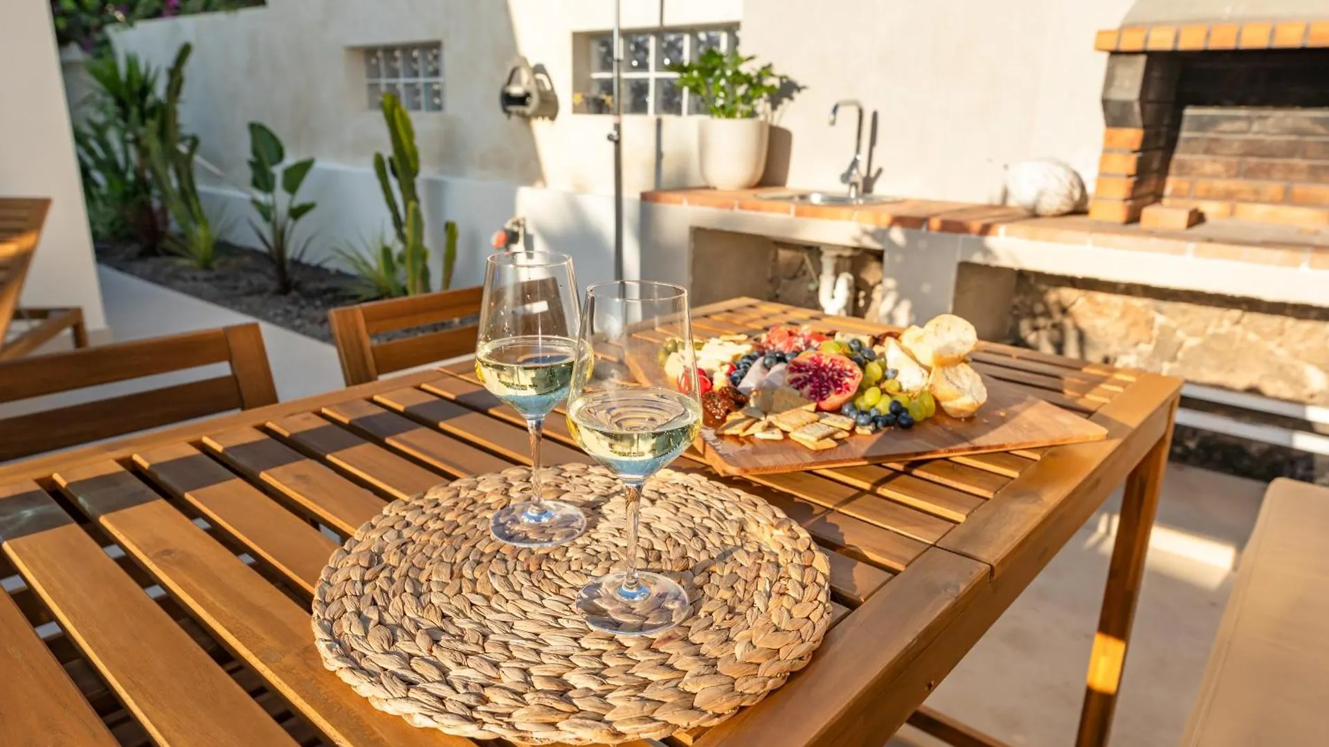 Apartment Urban Chill Private Pool Corralejo By Holidays Home