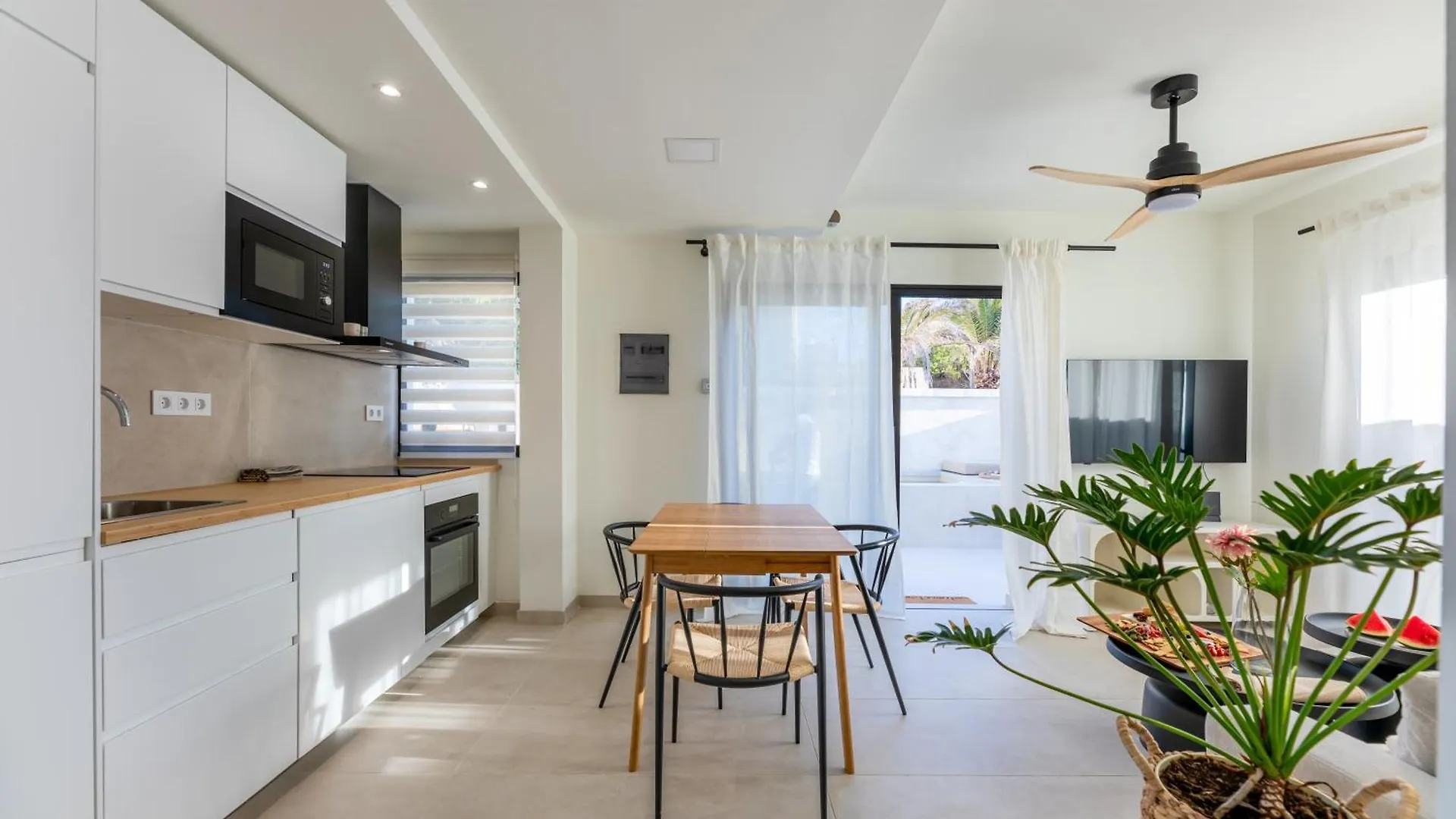 Apartment Urban Chill Private Pool Corralejo By Holidays Home Spain